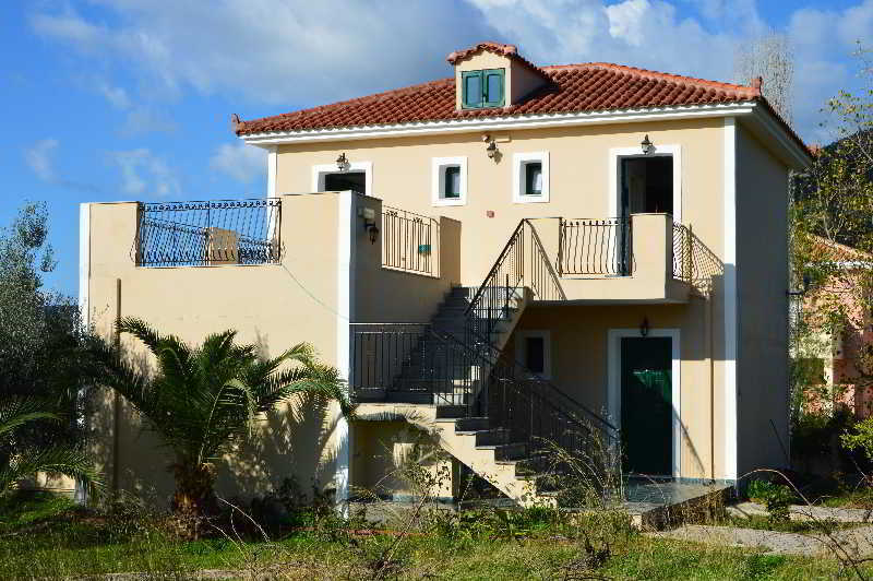 Koukounaries Apartment