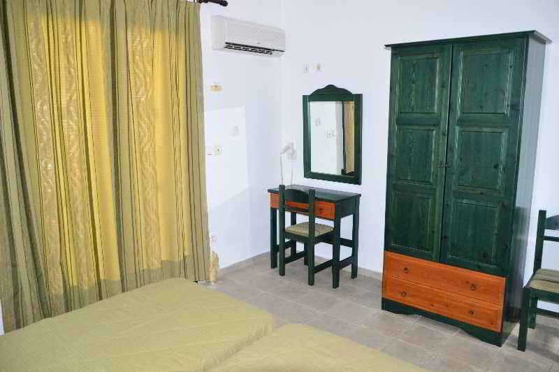 Apartment Koukounaries *